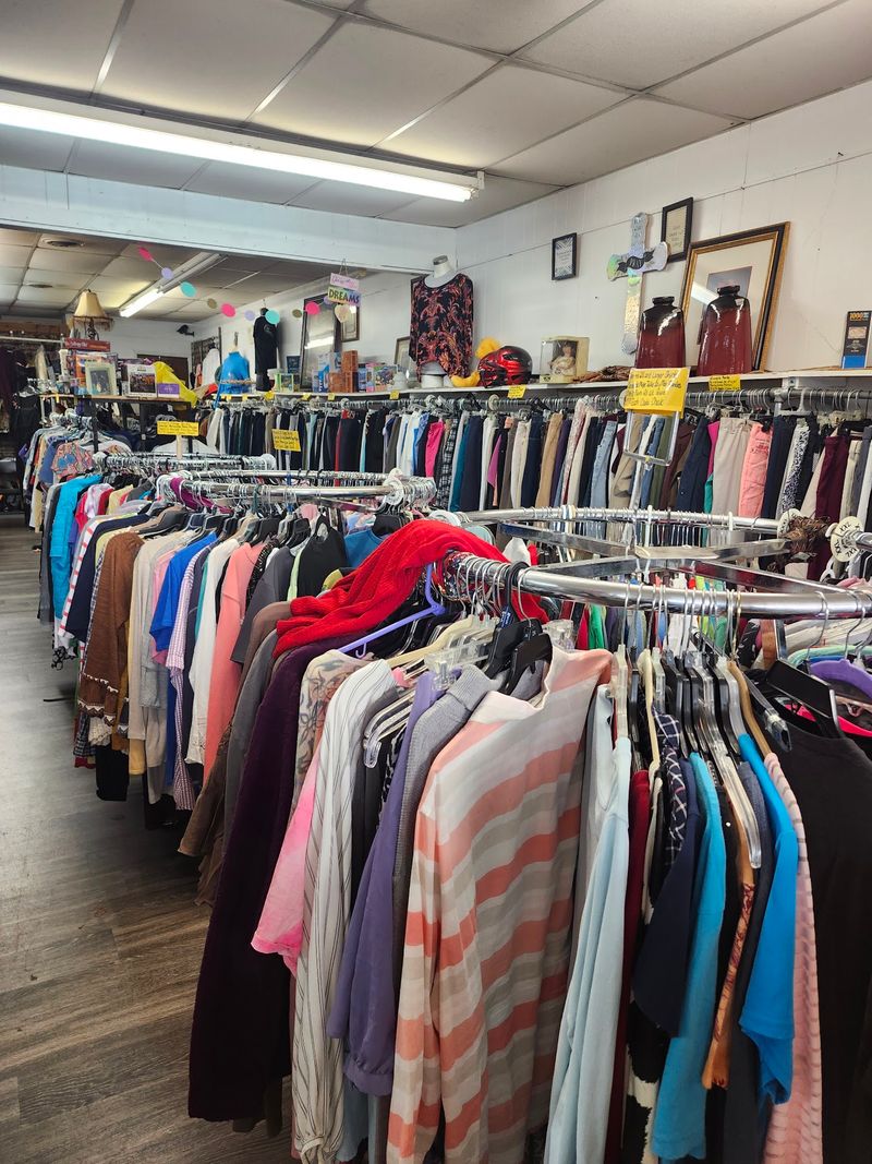Saturday Bag Sales And Color Tag Bargains