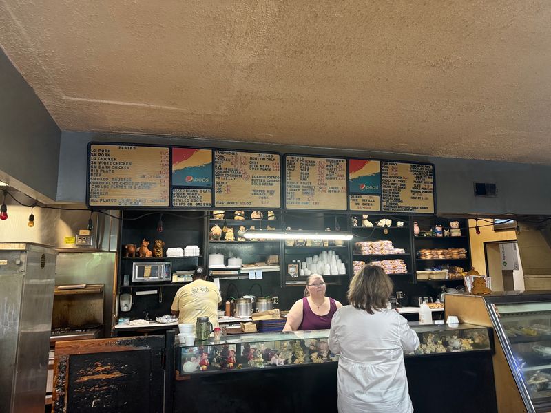 Save Room for the Banana Pudding and Pie Case