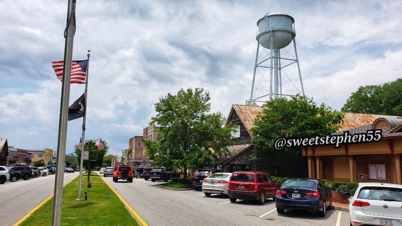 Senoia, the Town Behind the Zombie Fame