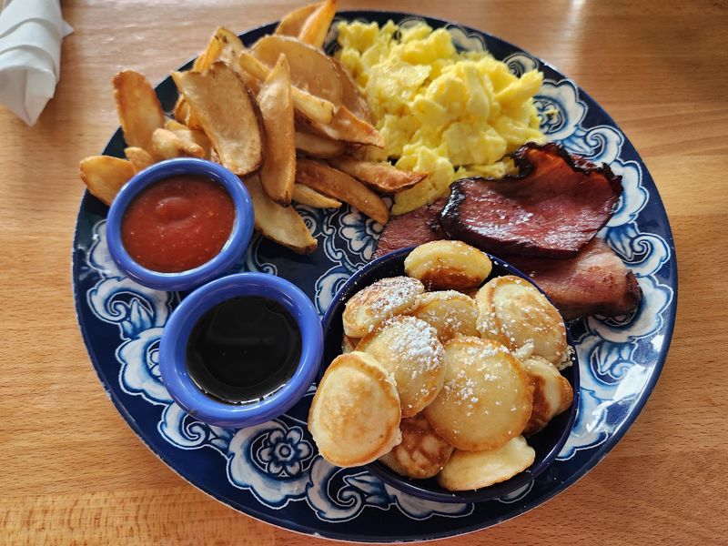 Service That Makes First-Timers Feel Like Regulars
