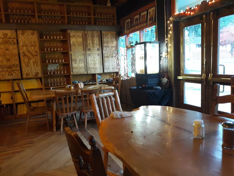 Service That Treats Strangers Like Regulars