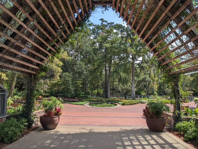 Shangri La Botanical Gardens and Nature Center