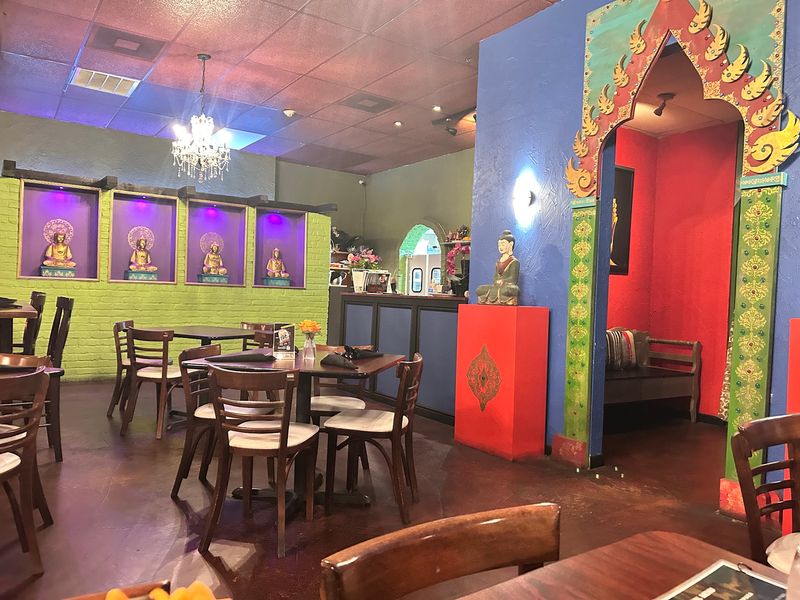Si Lom Thai Asian Fusion (Dallas) Si Lom Thai Asian Fusion (Dallas)