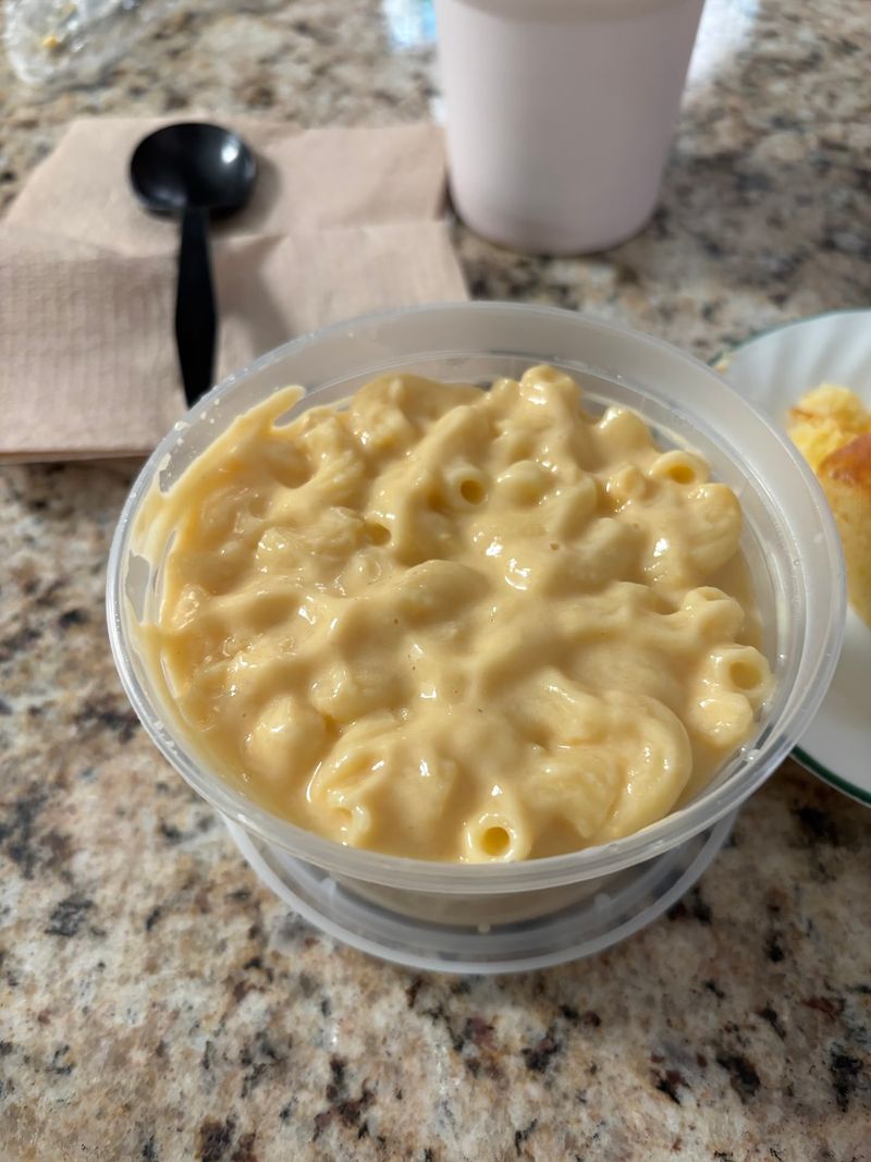 Sides That Are Worth Ordering Alongside Your Sandwich Sides That Are Worth Ordering Alongside Your Sandwich