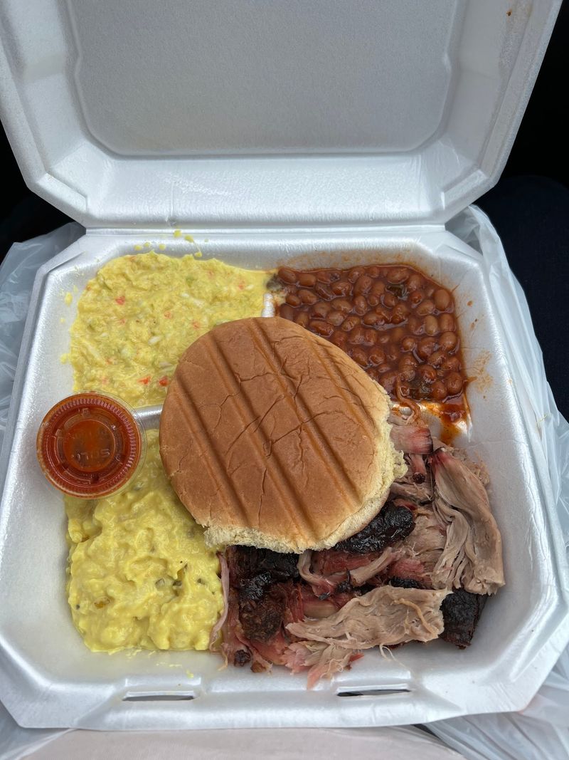 Sides and Sandwiches That Complete the Whole Experience Sides and Sandwiches That Complete the Whole Experience