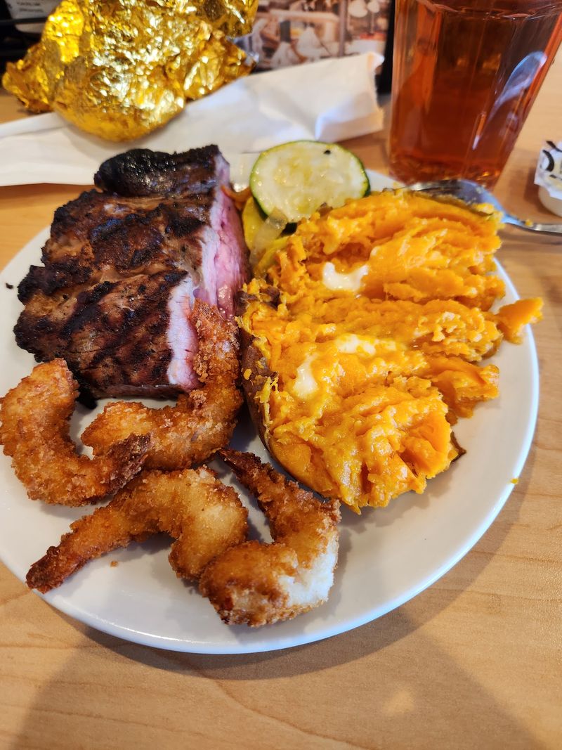 Signature Sirloin and Home-Style Sides Done Right Signature Sirloin and Home-Style Sides Done Right