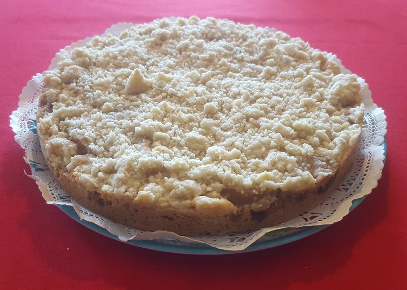 Streusel Cake And The Daily Dessert Lineup