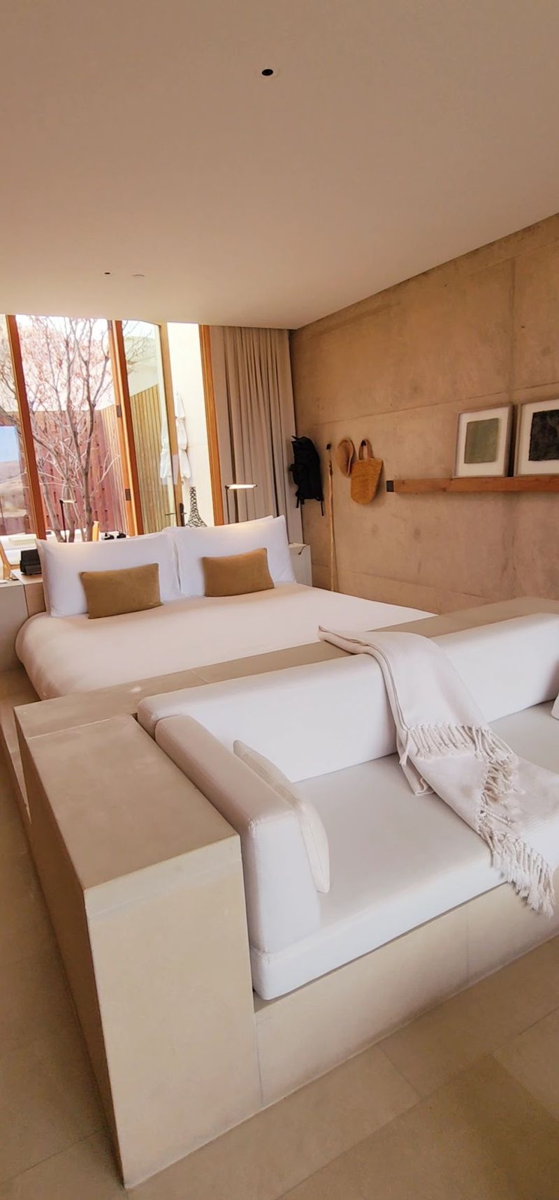 Suites Where the Bed Faces the Desert Suites Where the Bed Faces the Desert