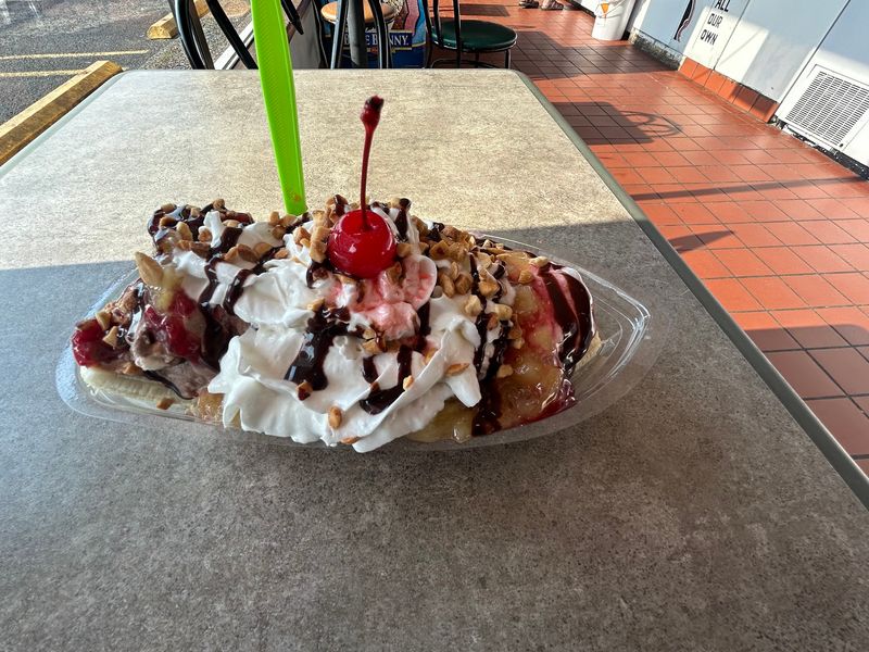 Sundaes, Shakes, And Grab And Go Treats