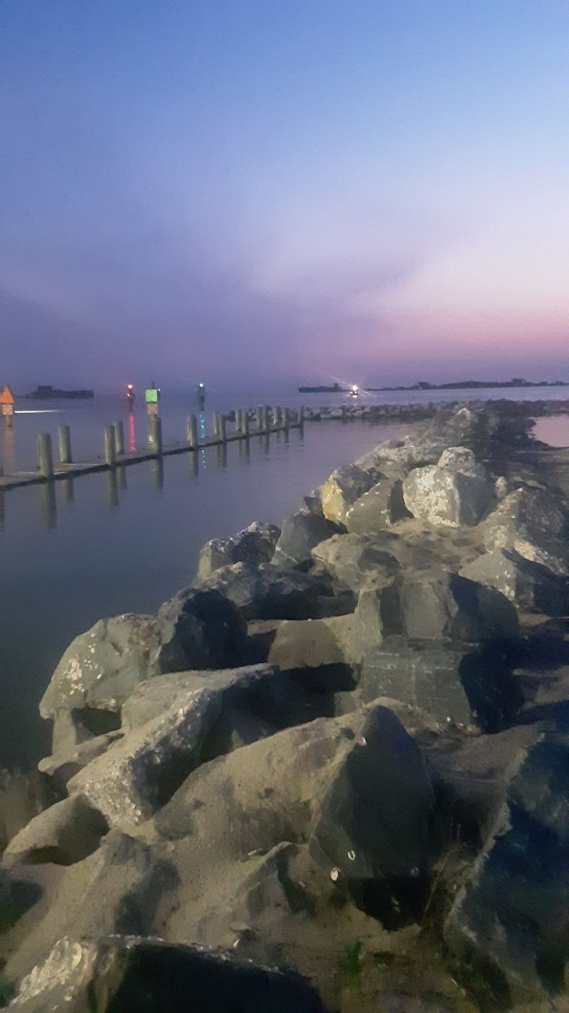 Sunset at the Fishing Pier, a Nightly Spectacle Sunset at the Fishing Pier, a Nightly Spectacle