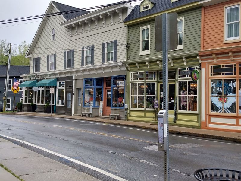 Sykesville, MD 21784 Sykesville, MD 21784