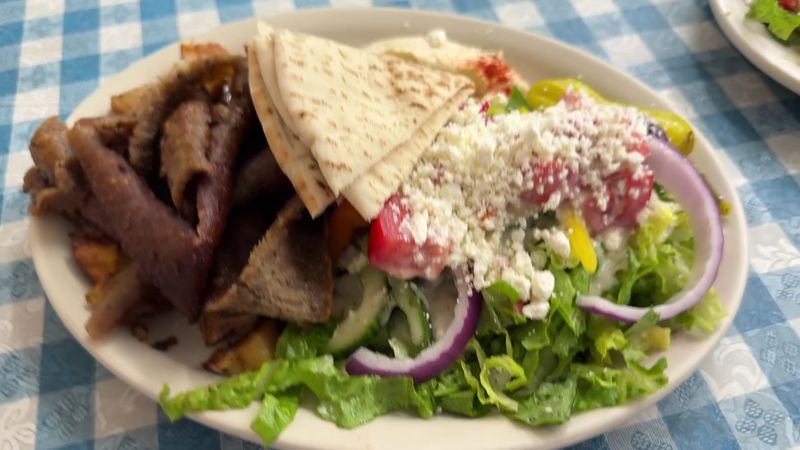 That Chicken Shawarma Platter Deserves Its Reputation That Chicken Shawarma Platter Deserves Its Reputation