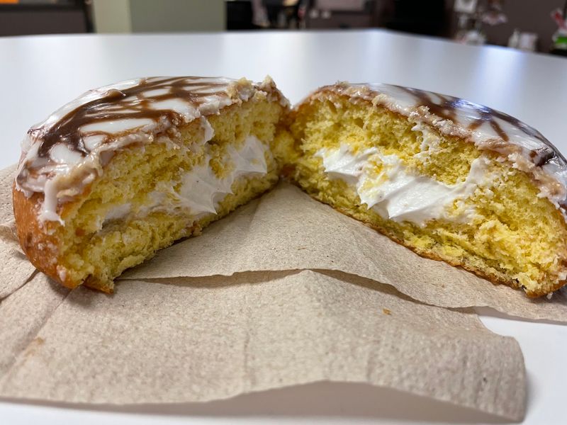 That Famous Gooey Butter Cake Donut That Famous Gooey Butter Cake Donut