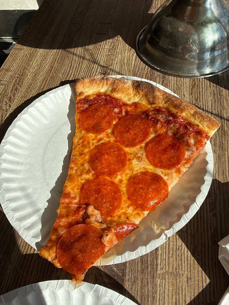 That Real New York Style Feel That Real New York Style Feel