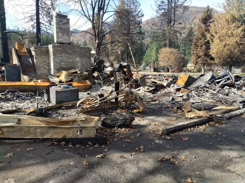 The 2020 Beachie Creek Fire and the Town That Rebuilt