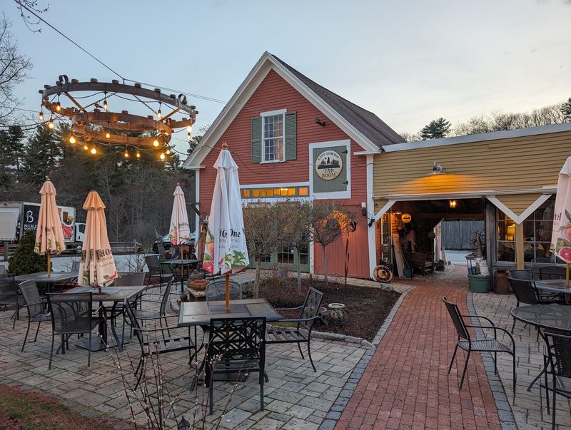 The Atmosphere That Sets the Mood Before You Order