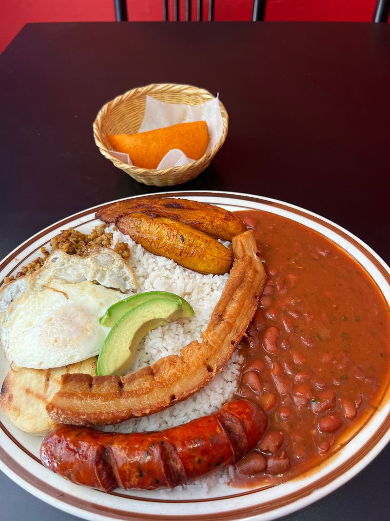 The Colombian Kitchen Hiding On NW 23rd Street The Colombian Kitchen Hiding On NW 23rd Street