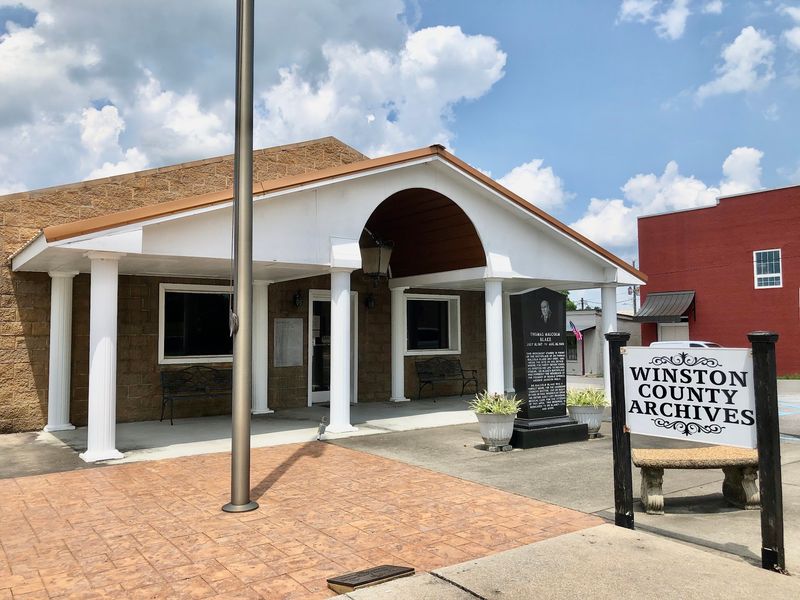 The Free State of Winston and Its Divided Soldier
