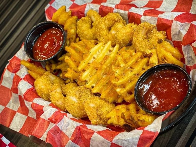 The Fried Shrimp Basket That Pulls You In