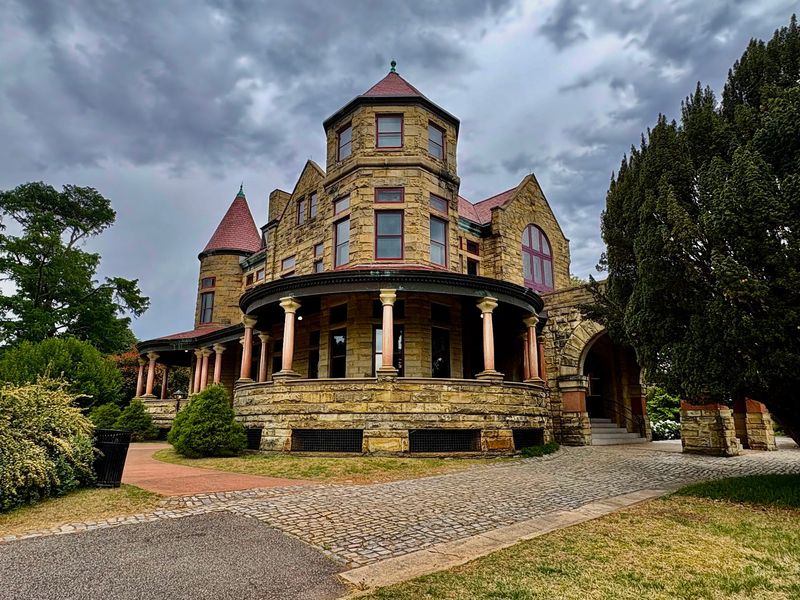 The Gilded Age Mansion That Time Forgot to Modernize