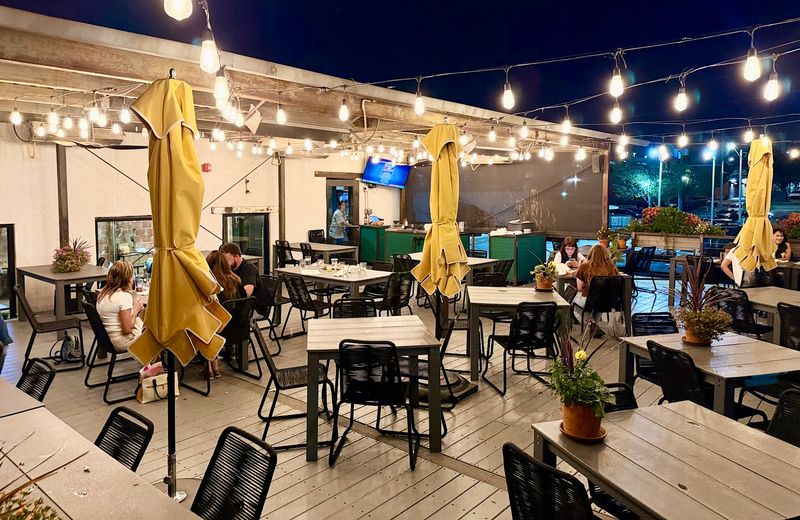 The Hall's Pizza Kitchen Offers a Popular Gluten-Friendly Pizza Crust in Oklahoma City