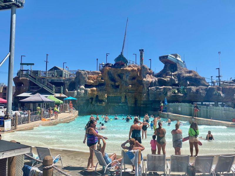 The Harbor Wave Pool The Harbor Wave Pool