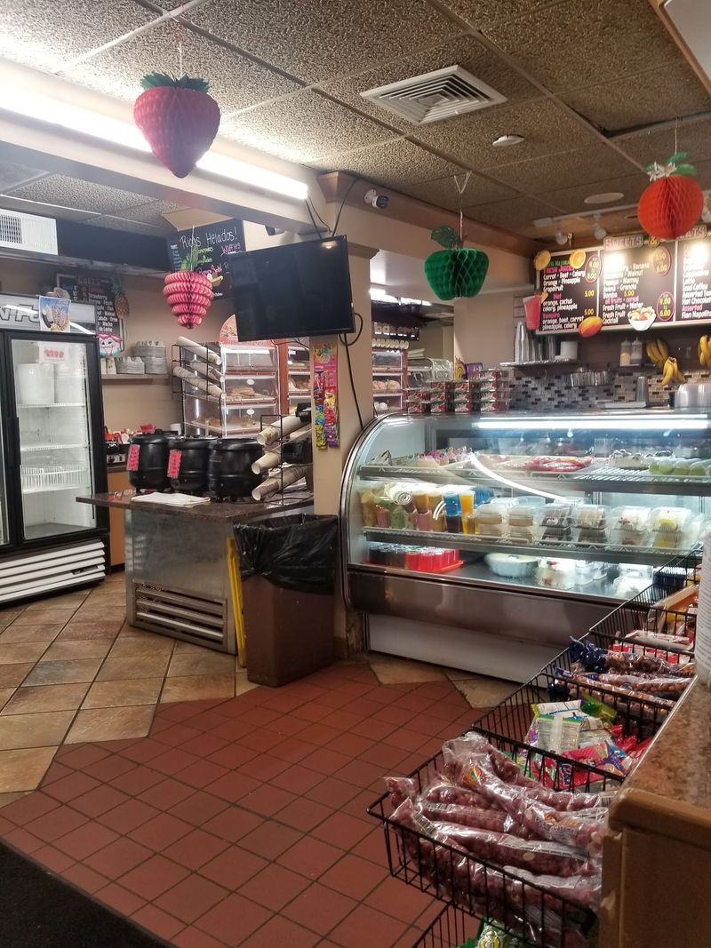 The Lunch Counter Hiding Behind the Pastry Case