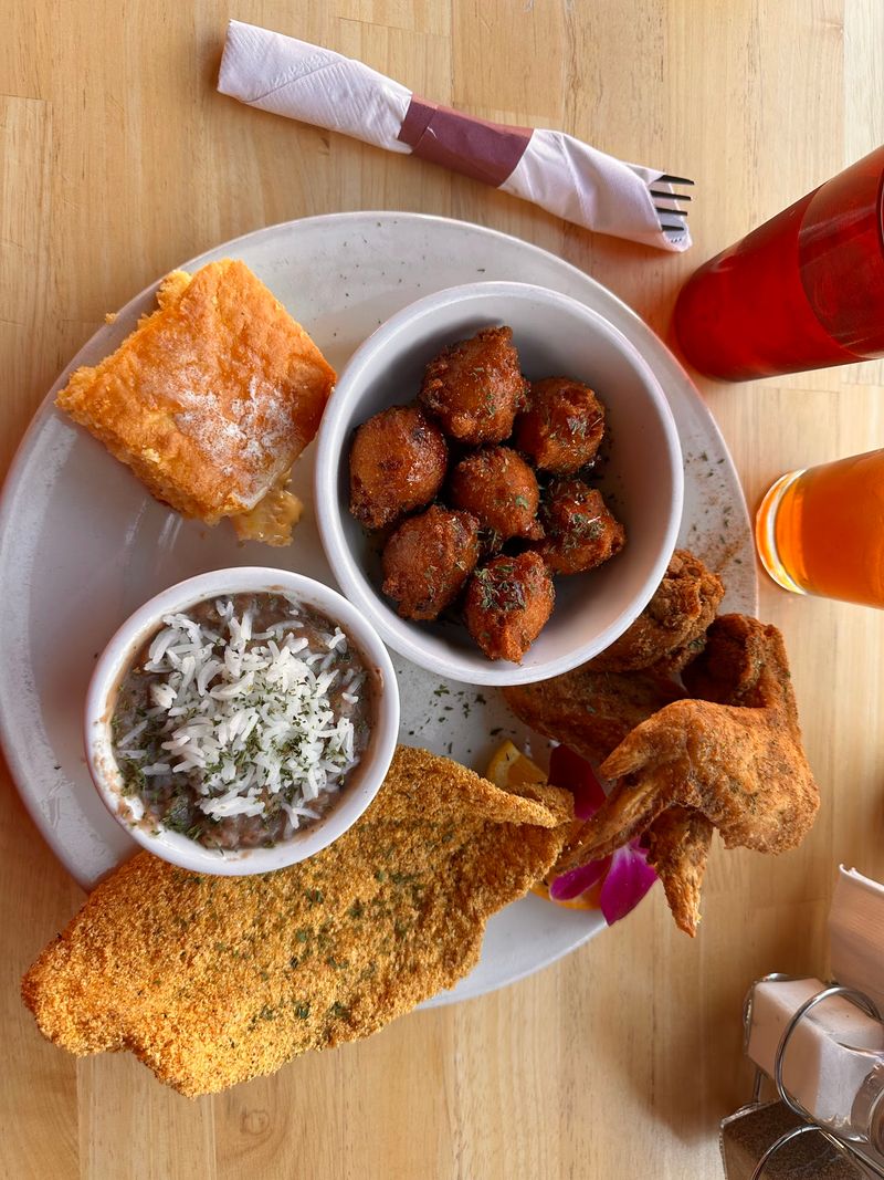 The Po' Fish Platter and How To Order Like A Regular
