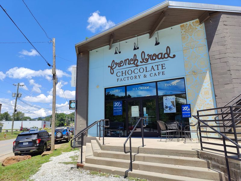 The Riverside Building That Hides a Sweet Surprise