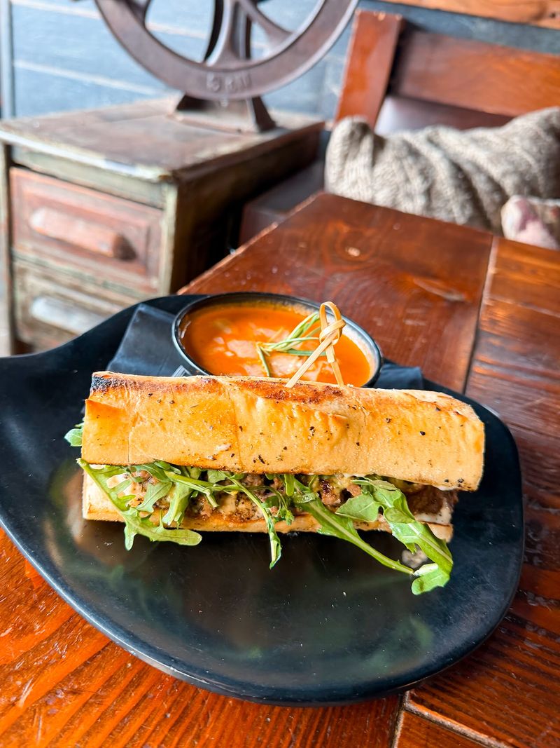 The Steak Chimi Sandwich Everyone Talks About