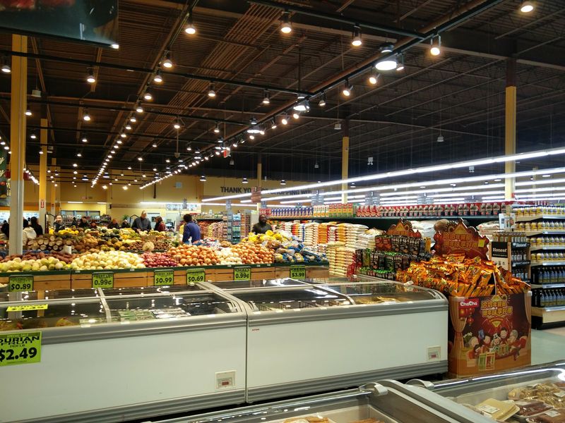 The Supermarket That Locals Rely On The Supermarket That Locals Rely On