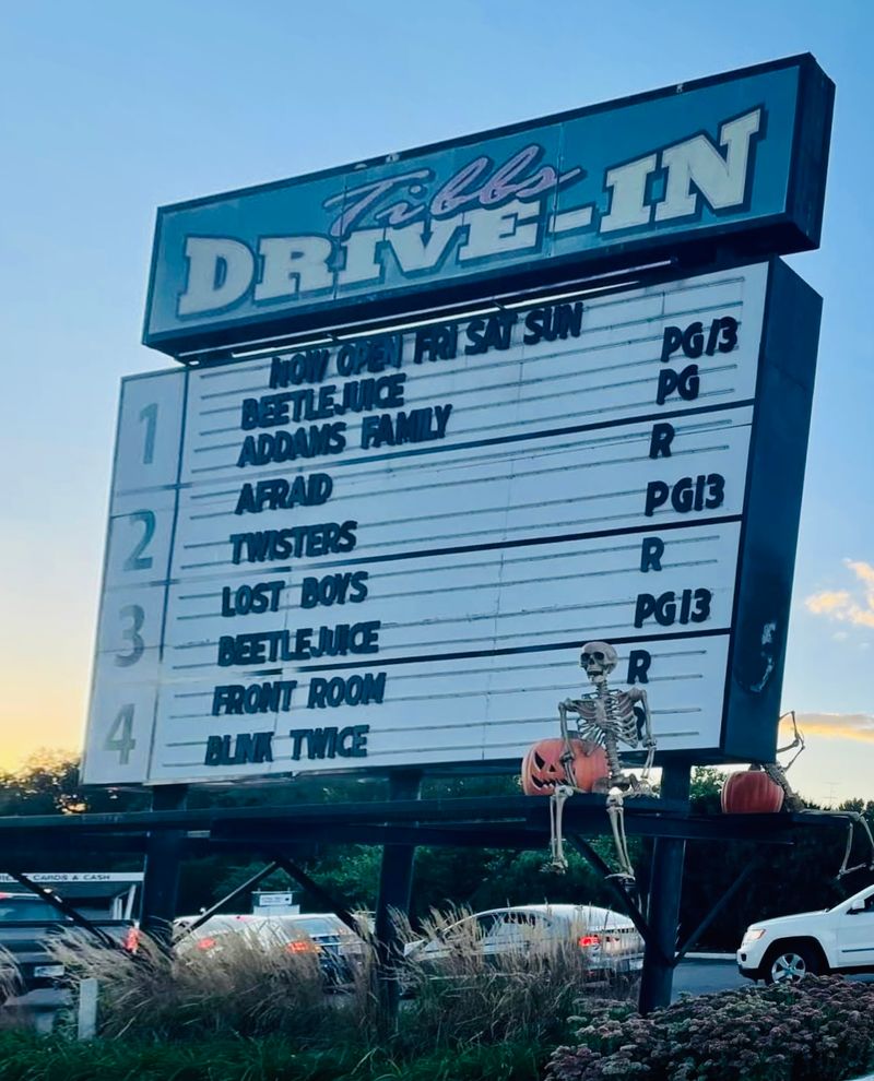 Tibbs Drive-In, Indianapolis Tibbs Drive-In, Indianapolis