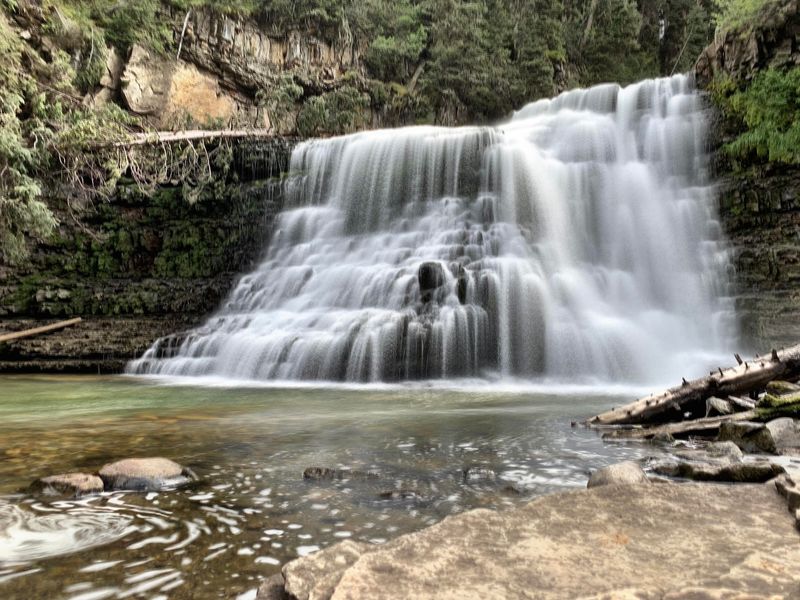 Trails That Lead to Waterfalls, Alpine Lakes, and Wildflower Bowls Trails That Lead to Waterfalls, Alpine Lakes, and Wildflower Bowls