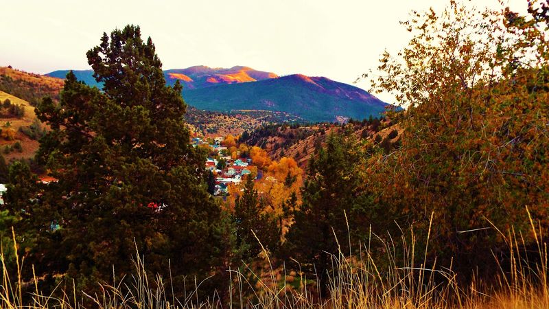 Two Miles North To John Day