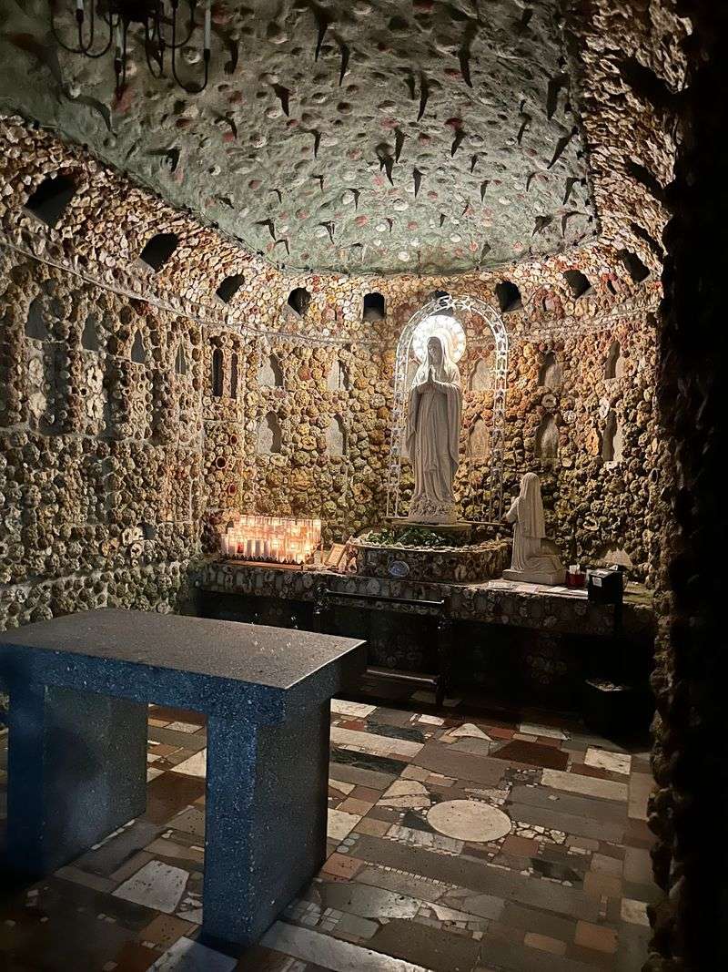 Two Stunning Shrines That Each Feel Like Their Own World