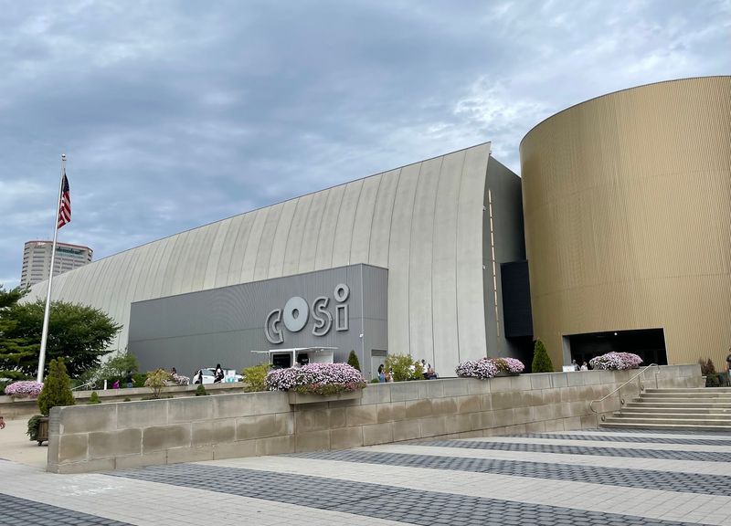 Under the Dome, Ohio's Largest Planetarium