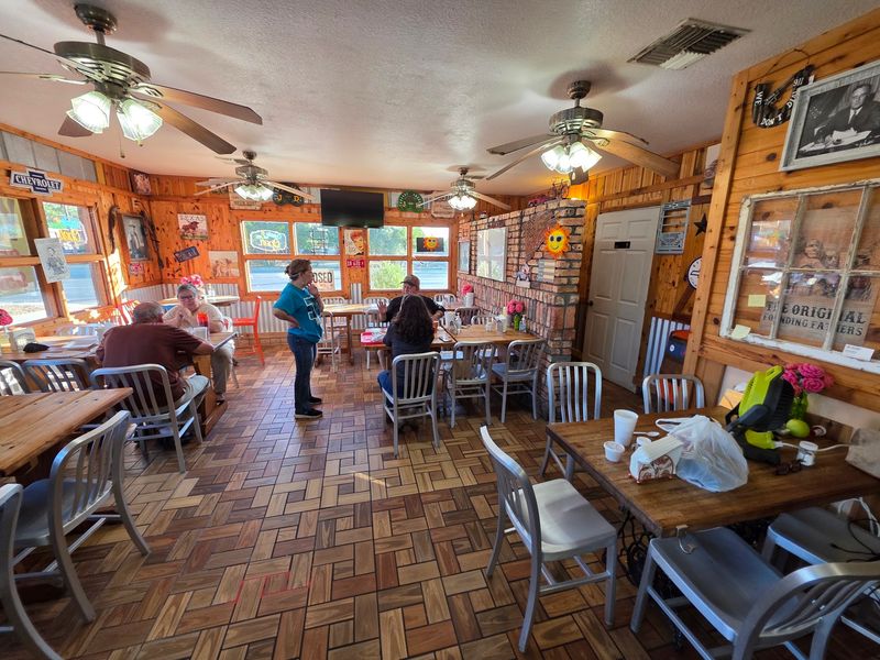 Vera's Backyard Bar-B-Que Vera's Backyard Bar-B-Que