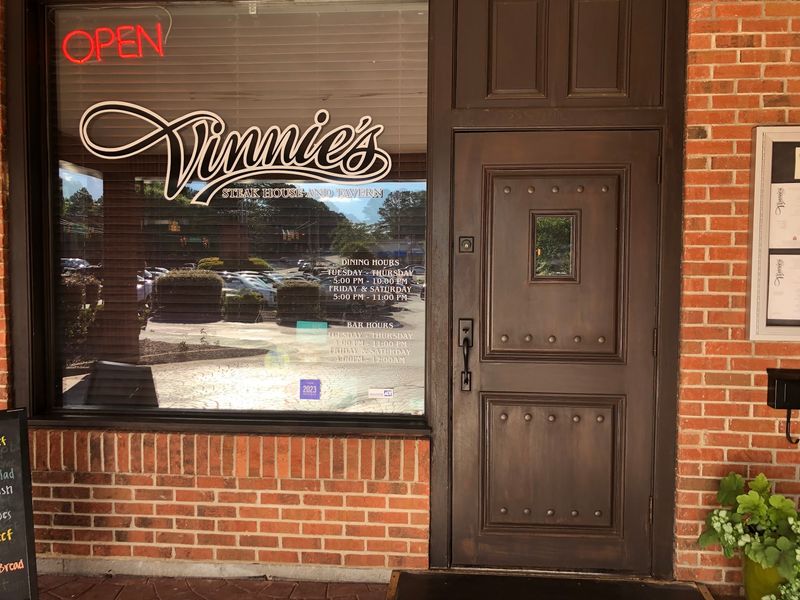 Vinnie's Steak House & Tavern, Raleigh