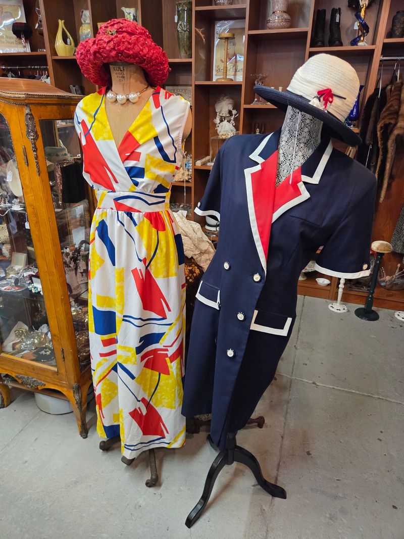 Vintage Fashion And Jewelry For The Fun Of Trying