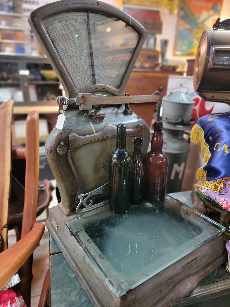 Vintage Vibes, Rare Gems