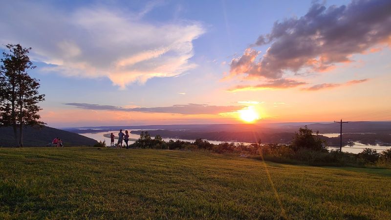 Weathington Park Overlook at Section