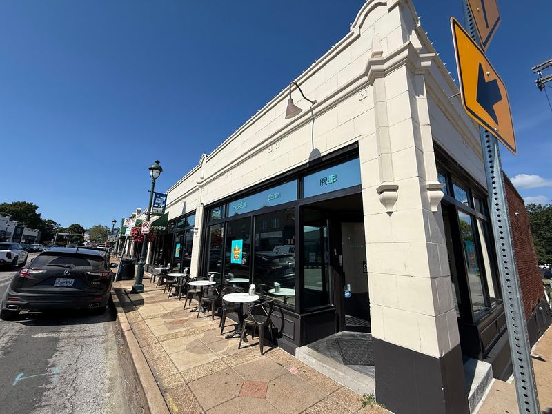 Where To Point Your Car In Webster Groves Where To Point Your Car In Webster Groves