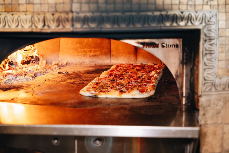 Wood Fire, Thin Crust, and a Kitchen With Roots in Sorrento