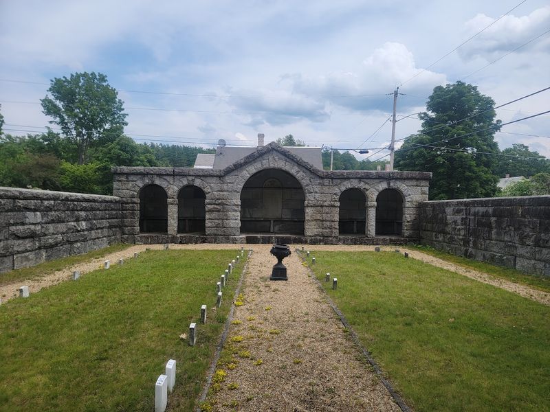 Woodland Cemetery, Keene