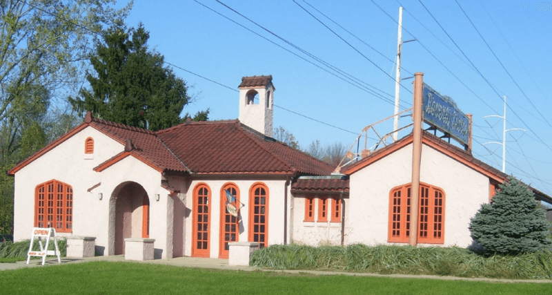 A 1929 Station Built in Insull Spanish Style