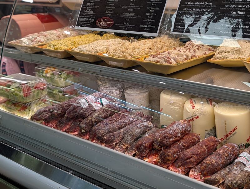 A Deli Counter That Steals the Show