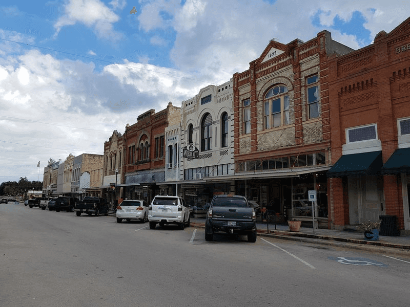 A Downtown Built for Slow Walking A Downtown Built for Slow Walking