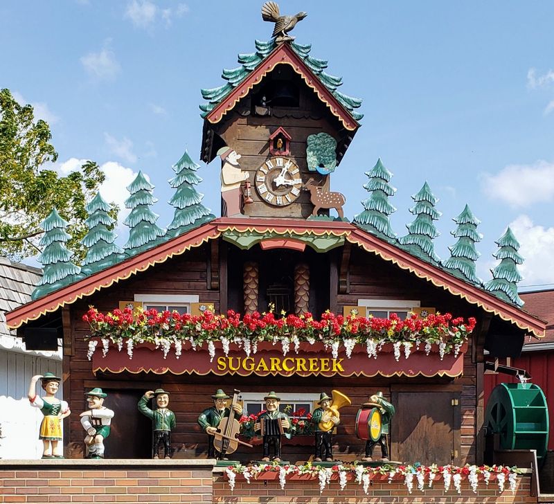 A Giant Clock in the Heart of Sugarcreek