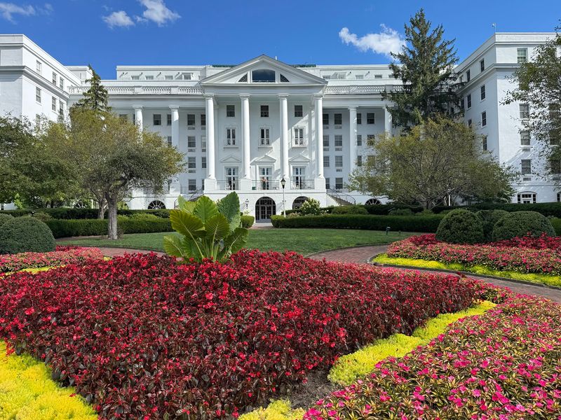 A Grand Estate Hidden in the Allegheny Mountains