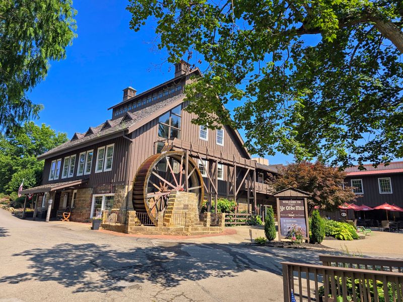 A Historic Mill Tucked Into the Central Ohio Countryside